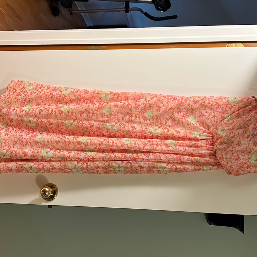 EUC Zara Basic Floral Maxi Dress - Size Medium